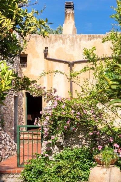 Agriturismo La Selva フィナーレ・リーグレ エクステリア 写真